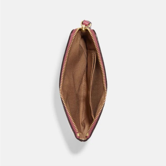 🔥NWT Coach Radial Rainbow Wristlet. - Picture 4 of 4